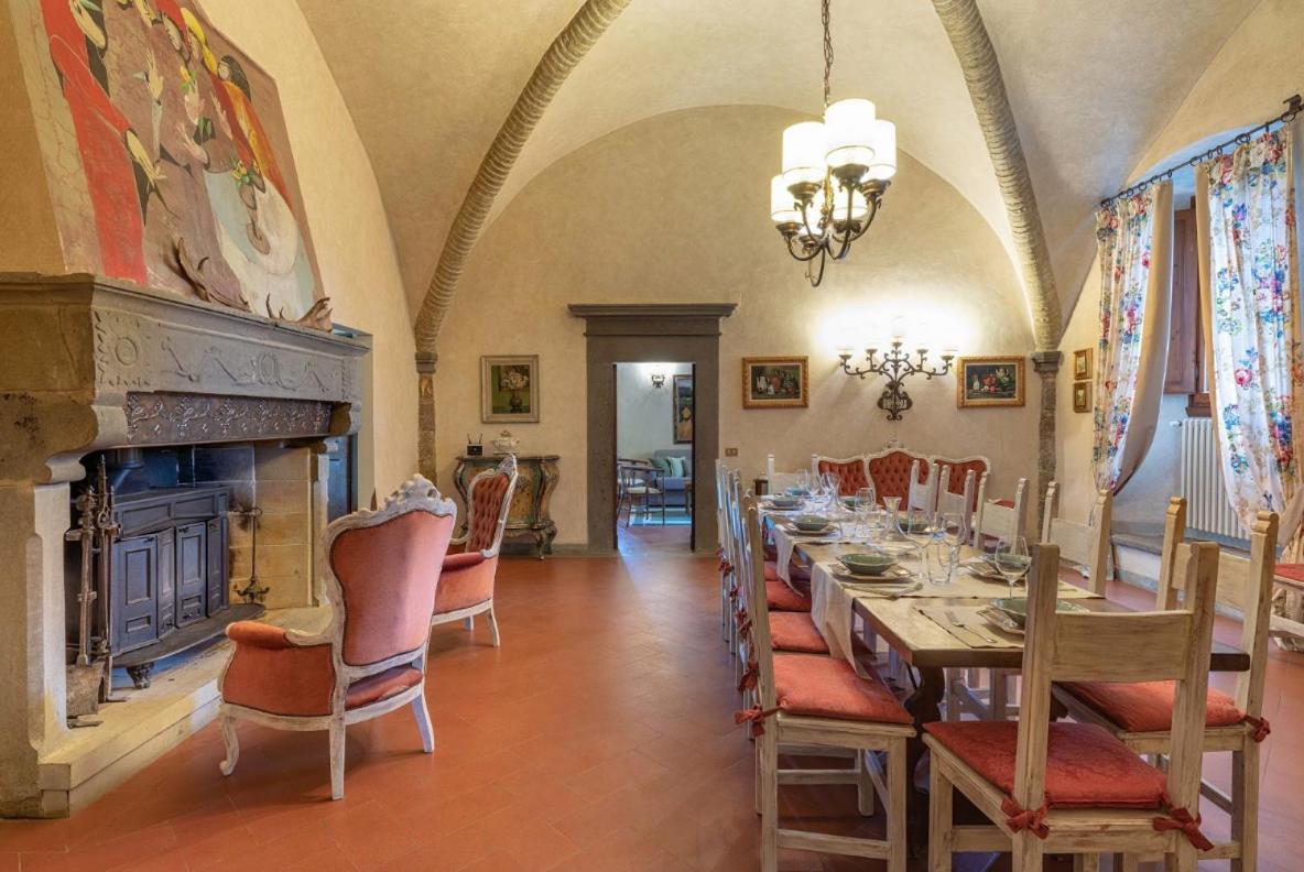 La Canonica Di Cortine Guest House Barberino Val d'Elsa Luaran gambar