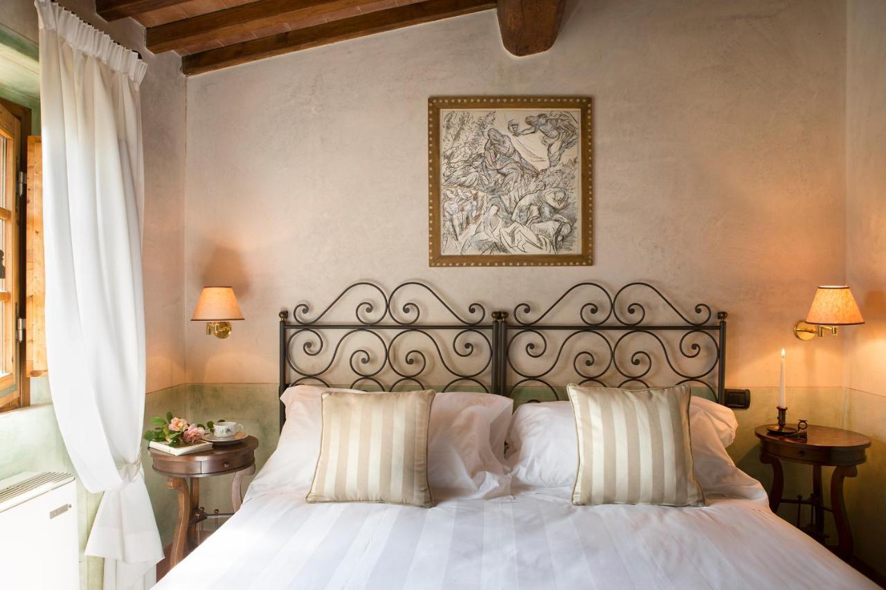 La Canonica Di Cortine Guest House Barberino Val d'Elsa Luaran gambar