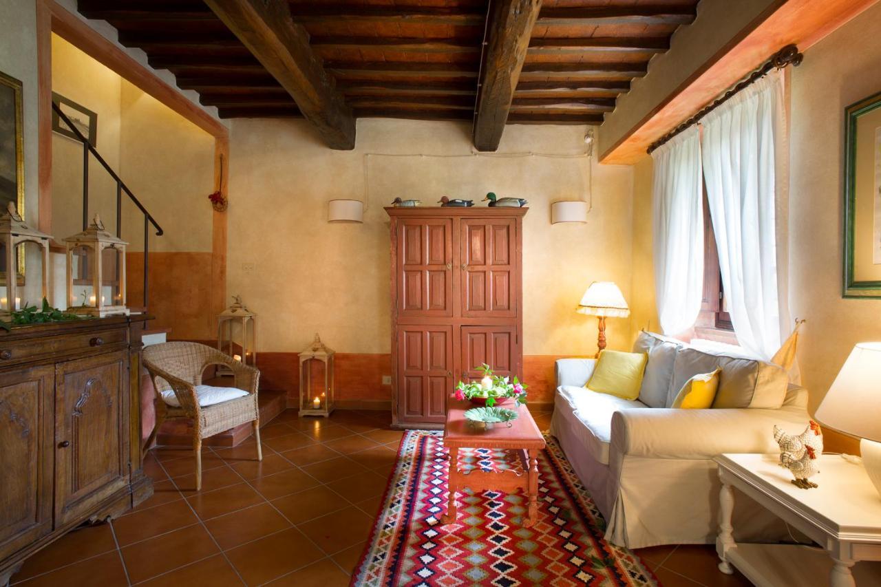 La Canonica Di Cortine Guest House Barberino Val d'Elsa Luaran gambar